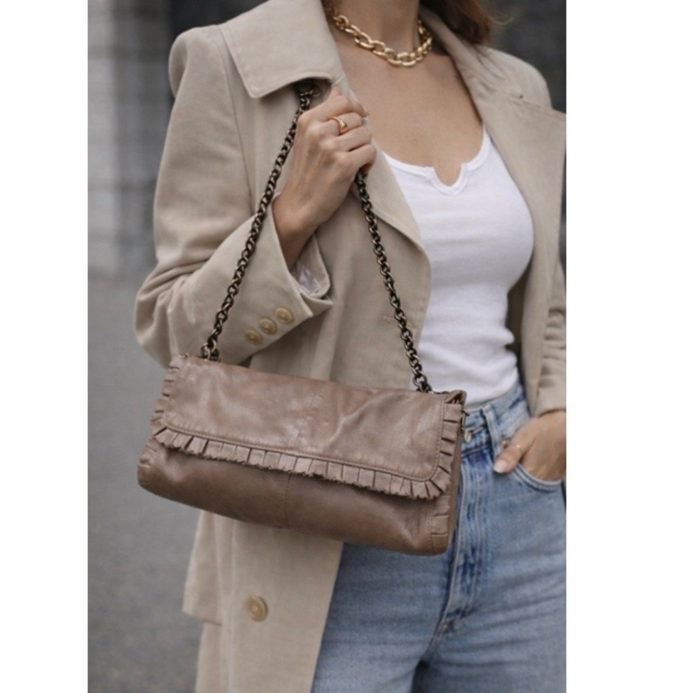 Tambu | Leather Shoulder Bag